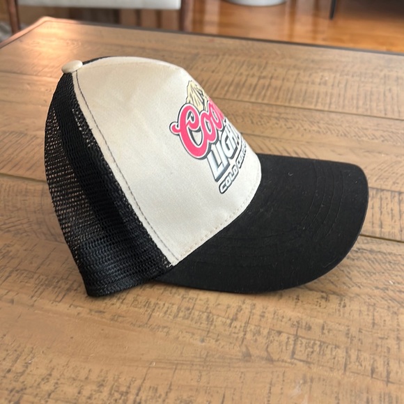 Coors Light Cold Filtered MeshBack Hat - Picture 4 of 7